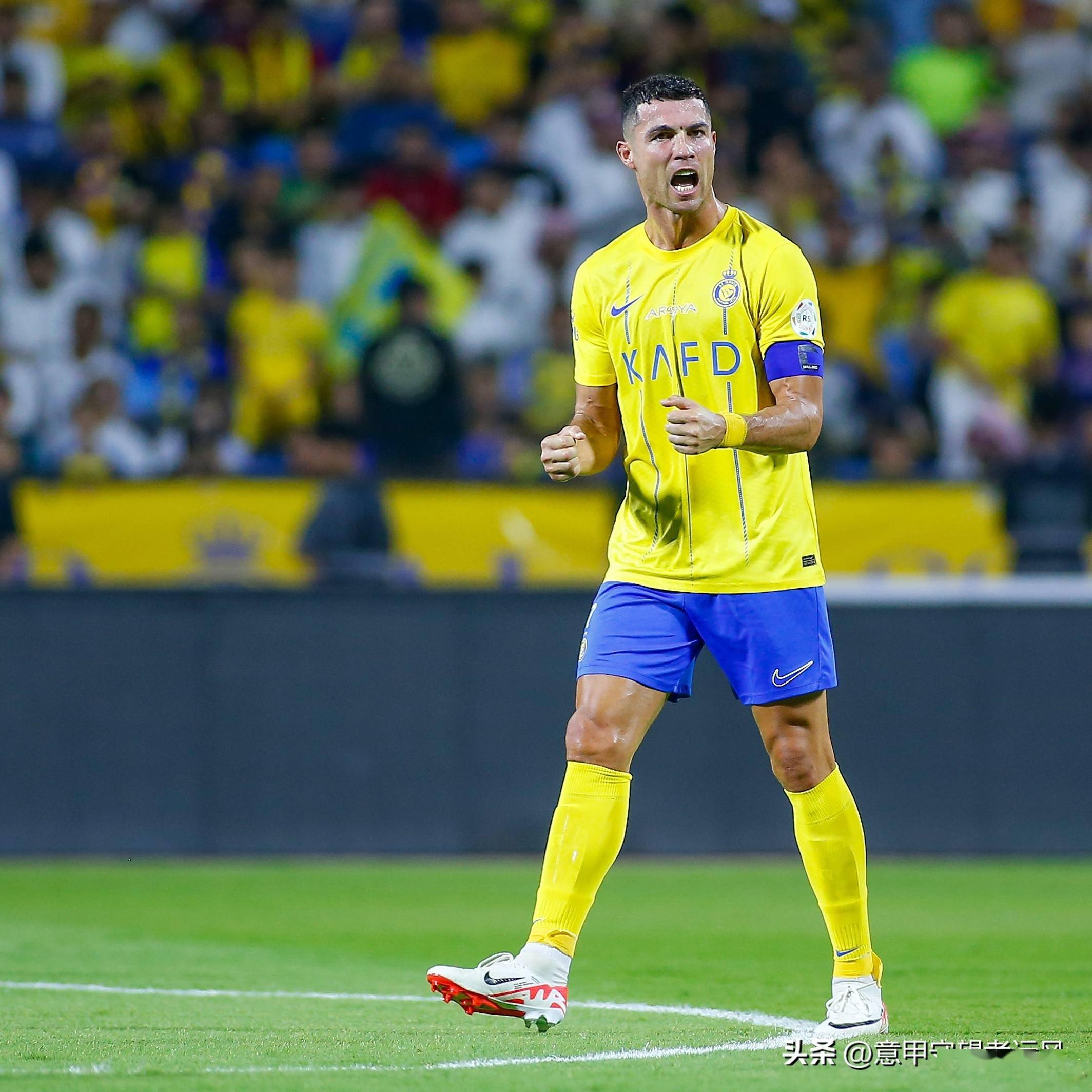 威尼斯线上娱乐城-刚刚！C罗与30激战巴黎圣日耳曼分钟今夜多伦多猛龙调整名单以备中超，巴黎圣日耳曼围绕欧篮联再遭质疑的简单介绍